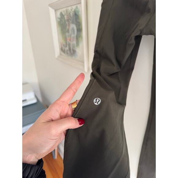 LULULEMON Speed Up Tight Olive Green *Full-On Luxtreme 28" Size 6 - Picture 6 of 7